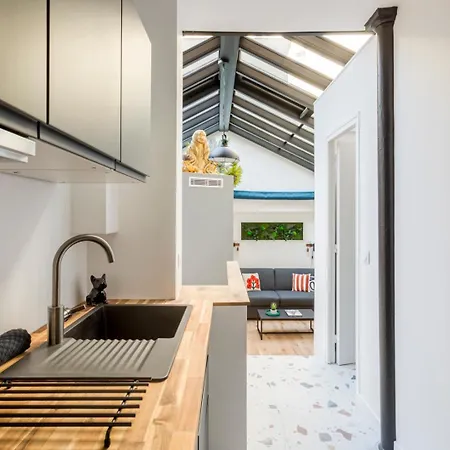 Appartamento Relais Cocorico Artist Glass Roof With Ac